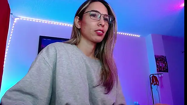 Snapshot of Niky_777 chatting on September 29, 2025, 6:13 pm Niky 777 online show from September 29, 2025, 6:13 pm