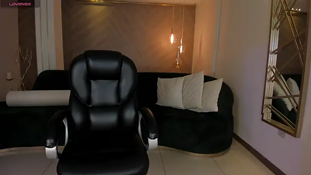 AlessiaCorleone  online show from October 23, 2025, 7:23 pm