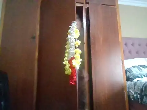 ShooingBunch online show from October 29, 2025, 9:44 am