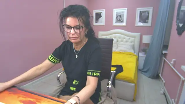 AerysMitch online show from March 6, 2025, 8:27 pm