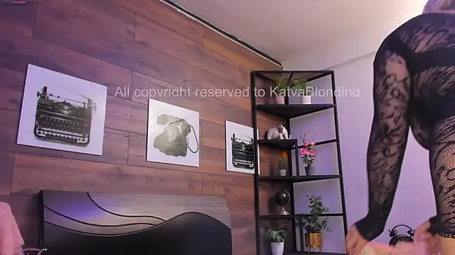 Snapshot of KatyaBlonding chatting on September 24, 2025, 1:47 pm KatyaBlonding online show from September 24, 2025, 1:47 pm