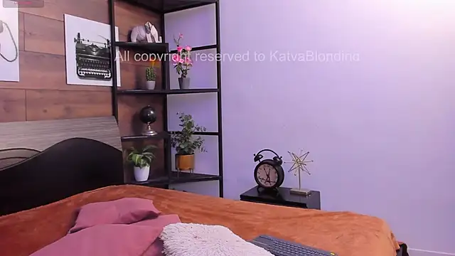 Snapshot of KatyaBlonding chatting on October 22, 2025, 3:12 pm KatyaBlonding online show from October 22, 2025, 3:12 pm