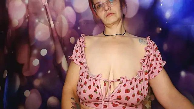 Carlysmiles online show from November 12, 2025, 11:10 am