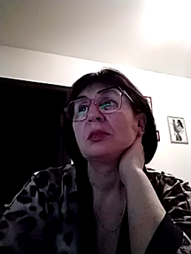 AlbinaXPretty online show from December 6, 2024, 7:34 pm