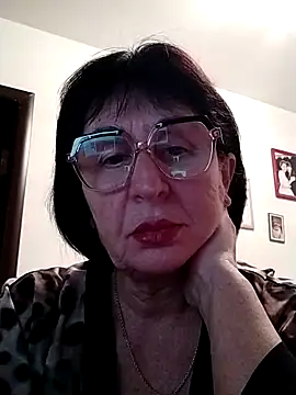 AlbinaXPretty online show from December 7, 2024, 7:54 pm