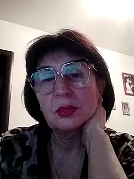 AlbinaXPretty online show from December 14, 2024, 3:58 pm