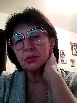 AlbinaXPretty online show from December 15, 2024, 5:34 am