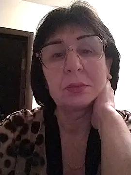 AlbinaXPretty online show from March 16, 2025, 9:26 pm