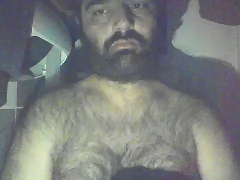 Snapshot of JohnBond009 chatting on May 20, 2026, 10:05 pm JohnBond009 online show from May 20, 2026, 10:05 pm