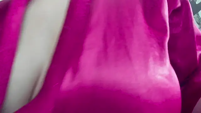 Snapshot of dolly_zoe chatting on March 12, 2025, 5:46 am dolly zoe online show from March 12, 2025, 5:46 am