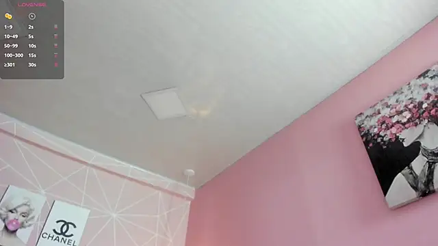 Snapshot of dolly_zoe chatting on October 13, 2025, 9:37 pm dolly zoe online show from October 13, 2025, 9:37 pm