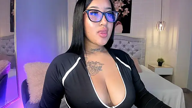 ayshel   online show from January 10, 2025, 7:14 am