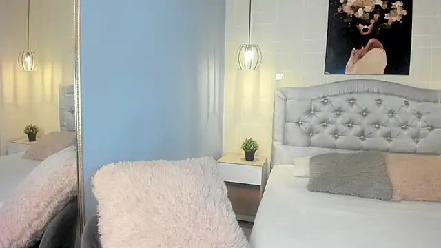 ayshel   online show from January 11, 2025, 5:41 am