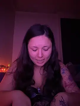 Snapshot of xocrybaby chatting on November 12, 2025, 5:19 am xocrybaby online show from November 12, 2025, 5:19 am