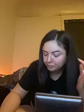 Snapshot of xocrybaby chatting on November 29, 2025, 3:59 pm xocrybaby online show from November 29, 2025, 3:59 pm