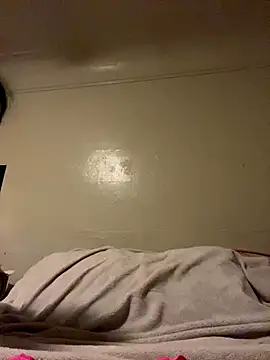 Snapshot of xocrybaby chatting on January 8, 2026, 6:05 am xocrybaby online show from January 8, 2026, 6:05 am