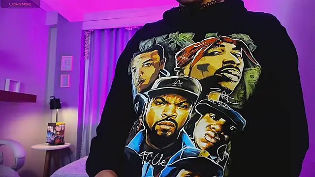 CoralineRicce  online show from January 20, 2025, 5:26 am