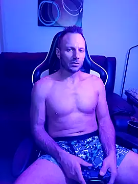 Snapshot of Funwithbrad1 chatting on December 10, 2024, 7:58 am Funwithbrad1 online show from December 10, 2024, 7:58 am