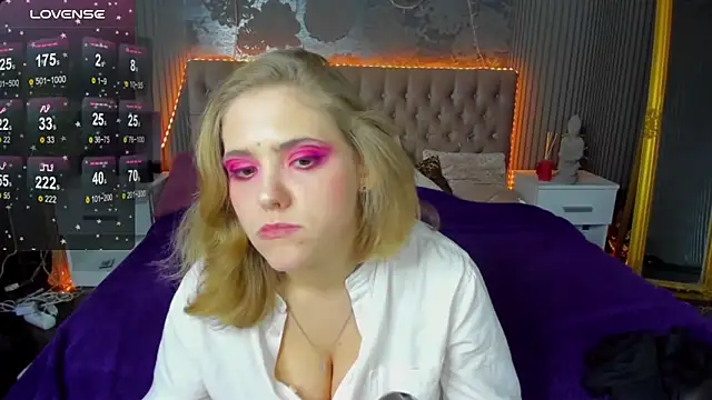 DellaRowe online show from December 12, 2024, 4:53 pm