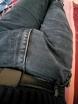 Snapshot of klsvn91 chatting on December 18, 2025, 10:54 am klsvn91 online show from December 18, 2025, 10:54 am