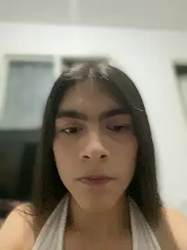 valendoll online show from October 22, 2025, 3:07 am