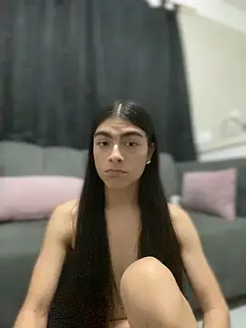 valendoll online show from October 22, 2025, 11:04 pm