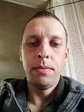 Yrikos1 online show from April 11, 2026, 7:02 am