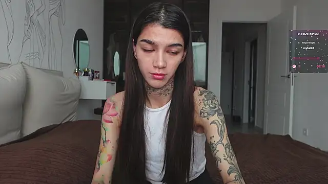 Snapshot of vinkitinkii chatting on October 31, 2025, 7:31 am vinkitinkii online show from October 31, 2025, 7:31 am