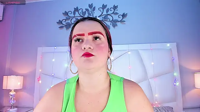 MelanieKlaus online show from January 3, 2025, 11:57 am