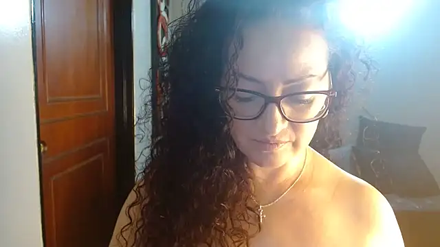 Snapshot of MATURETOPASIO chatting on January 19, 2025, 1:00 am MATURETOPASIO online show from January 19, 2025, 1:00 am