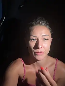 petrouchkaaa  online show from September 21, 2025, 9:27 pm