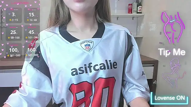 Snapshot of Mimini- chatting on March 26, 2026, 4:07 am Mimini- online show from March 26, 2026, 4:07 am