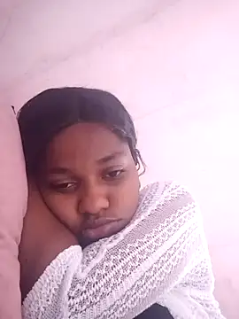 Snapshot of Uvita06 chatting on February 16, 2026, 7:43 pm Uvita06 online show from February 16, 2026, 7:43 pm