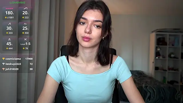 olivia jeas online show from November 29, 2025, 10:02 pm