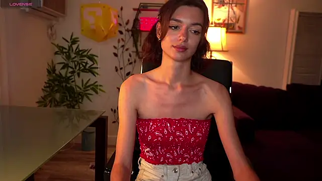 olivia jeas online show from April 28, 2026, 2:27 am