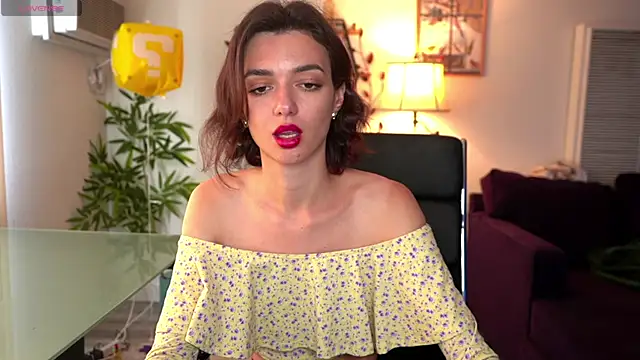 olivia jeas online show from May 3, 2026, 11:55 pm