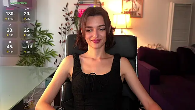 olivia jeas online show from June 2, 2026, 9:06 pm