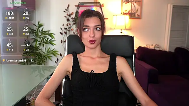 olivia jeas online show from June 3, 2026, 9:42 pm