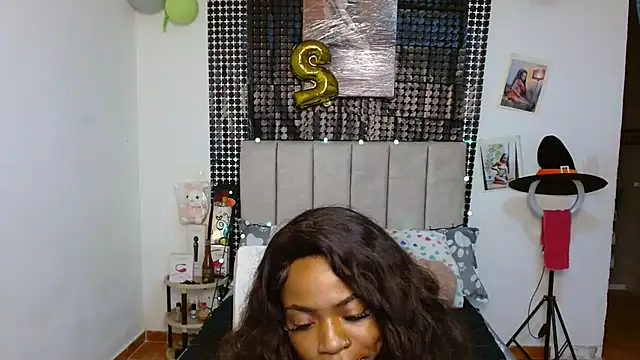 Snapshot of Wilson_Siara chatting on October 11, 2025, 4:33 am Wilson Siara online show from October 11, 2025, 4:33 am