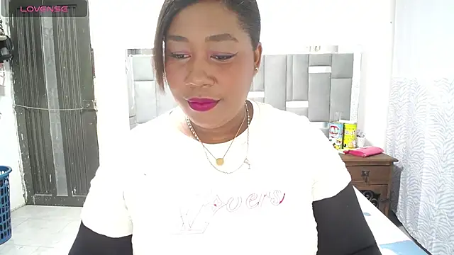 Snapshot of thickebonymilfF chatting on March 10, 2025, 1:01 am thickebonymilfF online show from March 10, 2025, 1:01 am