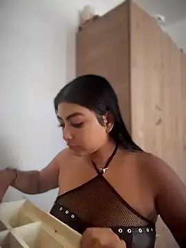 NatashaBrown12 online show from April 23, 2026, 3:47 pm