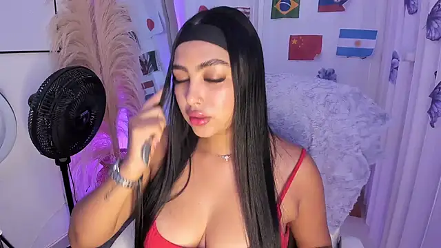 NatashaBrown12 online show from June 18, 2026, 12:53 pm