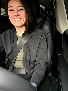 LadyLena1 online show from October 26, 2025, 4:13 pm