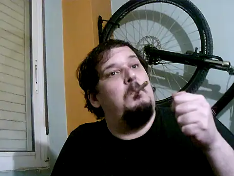 porkorossy online show from March 15, 2025, 9:38 pm