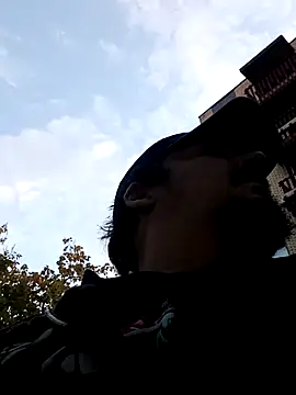 porkorossy online show from October 11, 2025, 5:00 pm