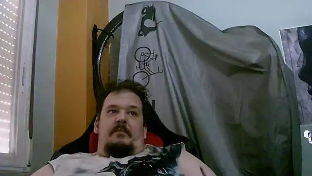 porkorossy online show from May 5, 2026, 12:57 pm