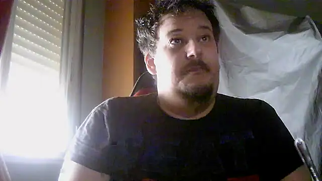 Snapshot of porkorossy chatting on June 8, 2026, 7:20 am porkorossy online show from June 8, 2026, 7:20 am