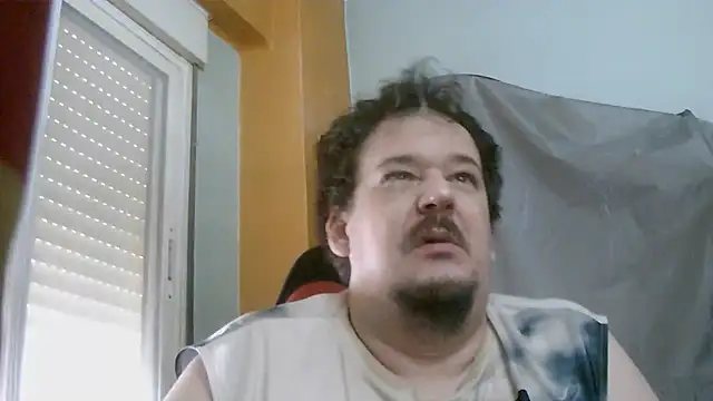Snapshot of porkorossy chatting on June 17, 2026, 7:33 am porkorossy online show from June 17, 2026, 7:33 am