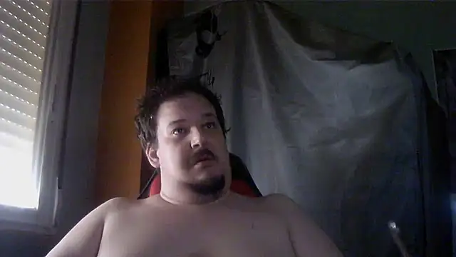 Snapshot of porkorossy chatting on June 18, 2026, 7:30 am porkorossy online show from June 18, 2026, 7:30 am