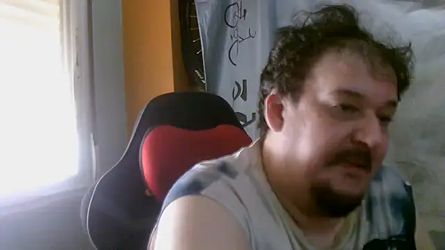 Snapshot of porkorossy chatting on June 18, 2026, 9:25 am porkorossy online show from June 18, 2026, 9:25 am